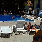 Blue Sky - & Parking Hotel 3*