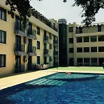 Blue Sky - & Parking Hotel