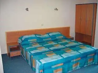 Blue Sky - & Parking גולדן סנדס