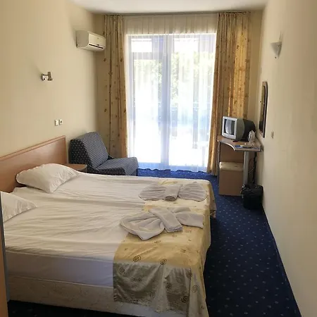 Blue Sky - & Parking 3* גולדן סנדס